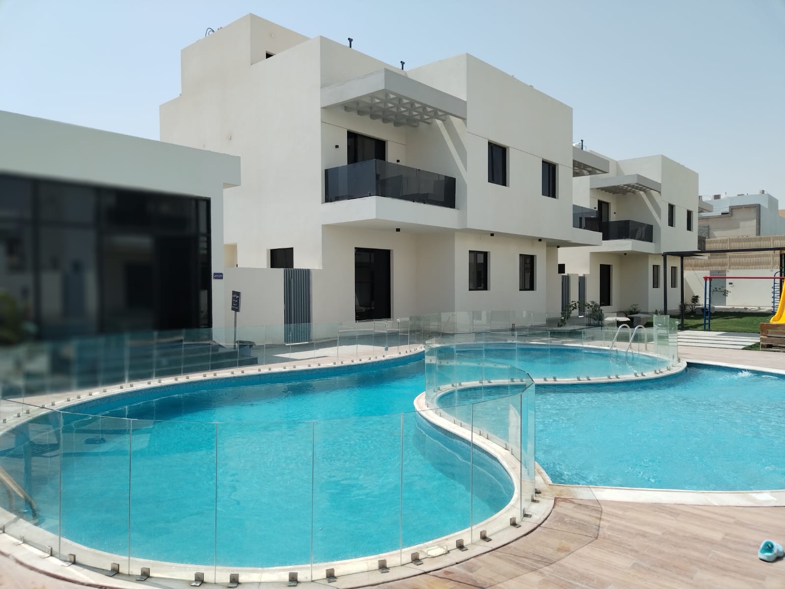 إنشاء مسبح